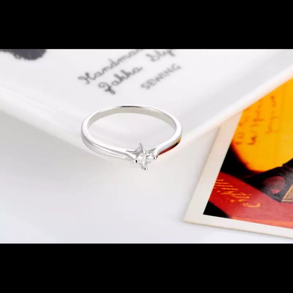 Elegant small silver ring white sapphire